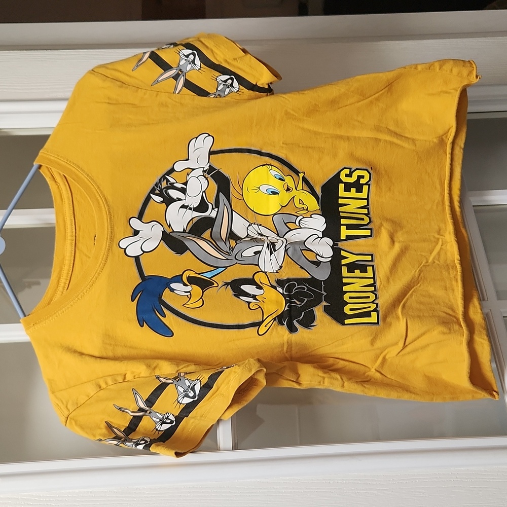Looney Tunes ladies top